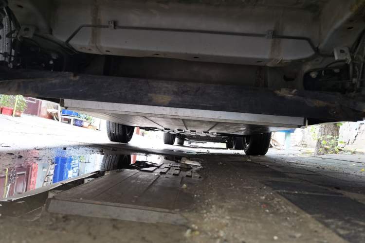 Used BYD Yuan New Energy 2018 EV360 Smart Connect Cool Edition Chassis Rear