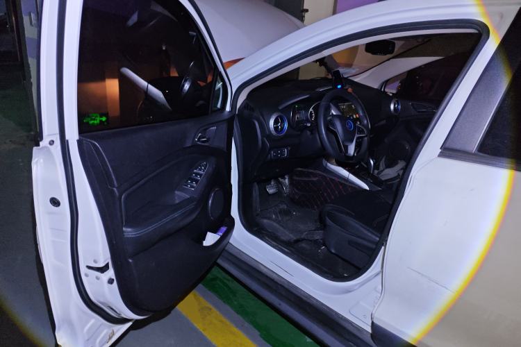 Used BYD Yuan New Energy 2018 EV360 Smart Connect Cool Edition Driver Seat