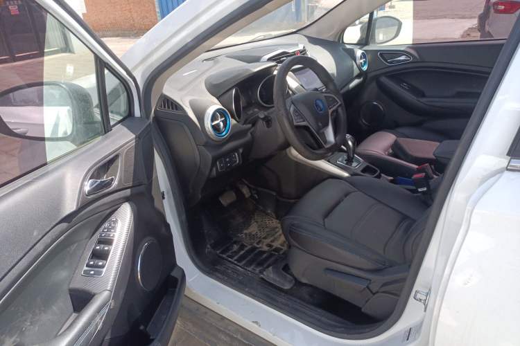 Used BYD Yuan New Energy 2018 EV360 Smart Connect Cool Edition Driver Seat