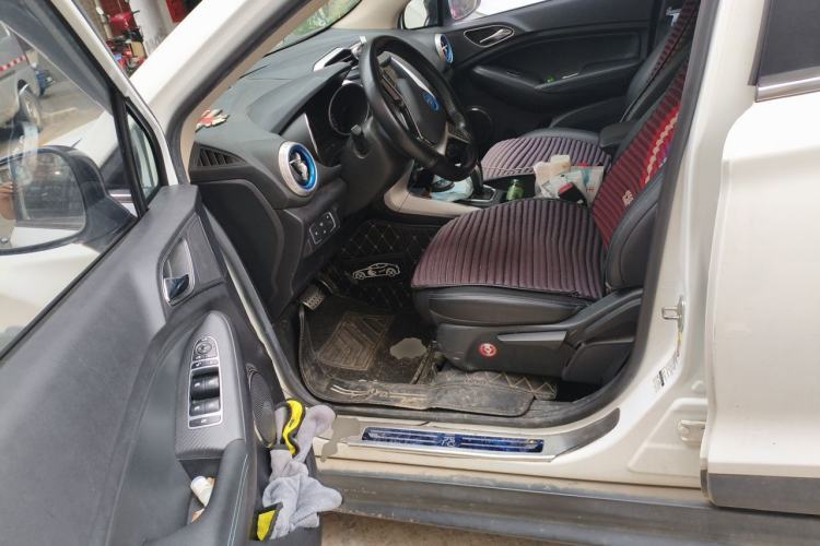 Used BYD Yuan New Energy 2018 EV360 Smart Connect Cool Edition Driver Seat