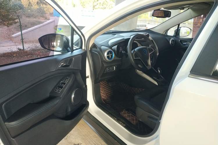 Used BYD Yuan New Energy 2018 EV360 Smart Connect Cool Edition Driver Seat