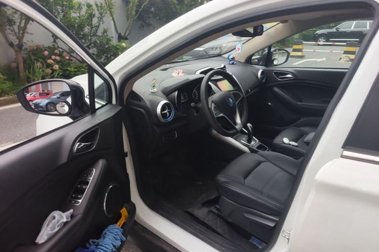 Used BYD Yuan New Energy 2018 EV360 Smart Connect Cool Edition Driver Seat