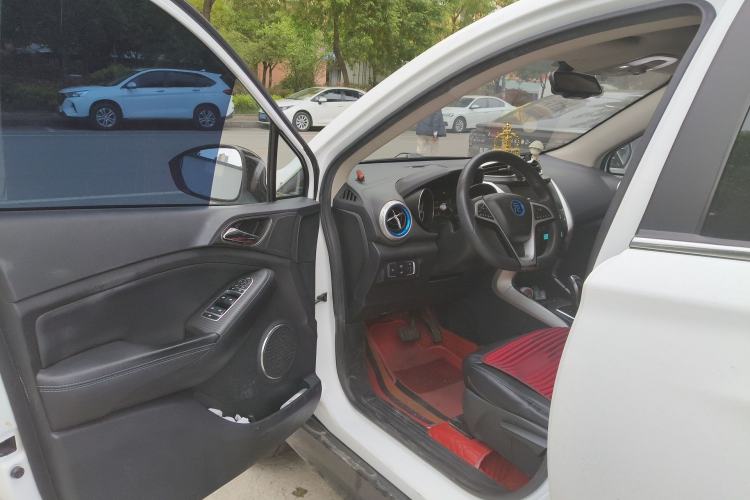 Used BYD Yuan New Energy 2018 EV360 Smart Connect Cool Edition Driver Seat
