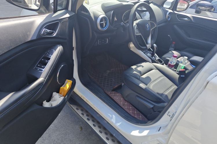 Used BYD Yuan New Energy 2018 EV360 Smart Connect Cool Edition Driver Seat