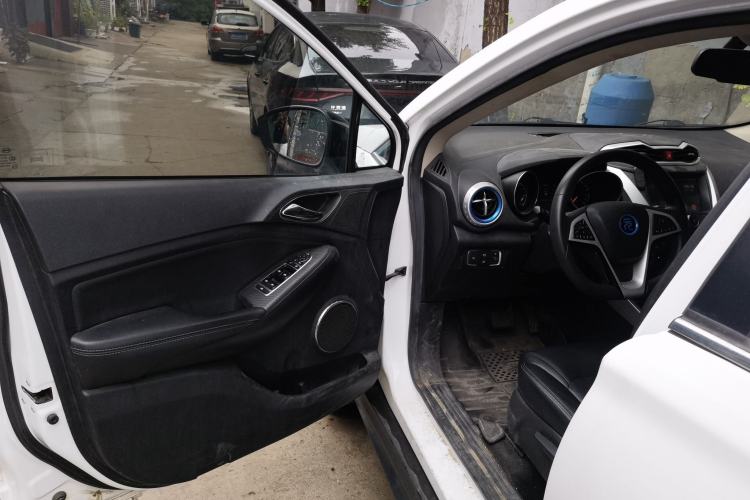 Used BYD Yuan New Energy 2018 EV360 Smart Connect Cool Edition Driver Seat