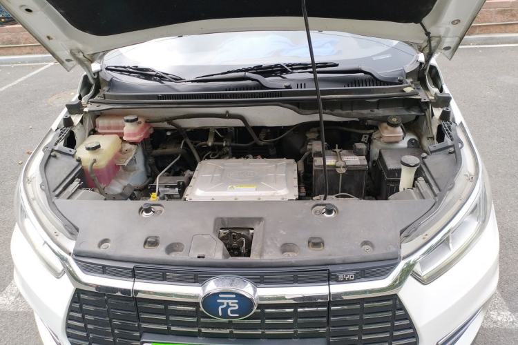 Used BYD Yuan New Energy 2018 EV360 Smart Connect Cool Edition Engine Bay