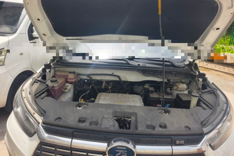 Used BYD Yuan New Energy 2018 EV360 Smart Connect Cool Edition Engine Bay