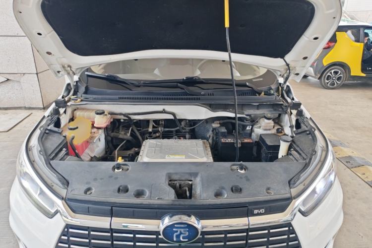 Used BYD Yuan New Energy 2018 EV360 Smart Connect Cool Edition Engine Bay