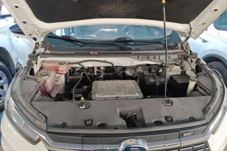 Used BYD Yuan New Energy 2018 EV360 Smart Connect Cool Edition Engine Bay