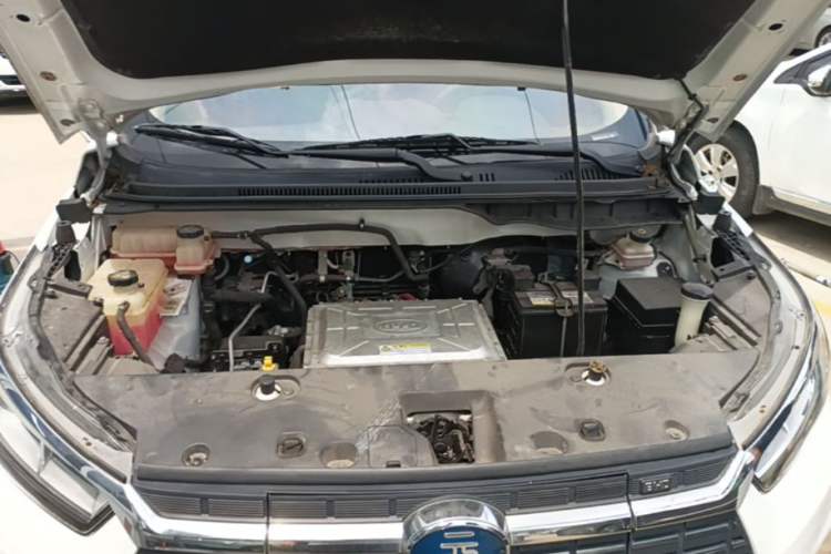 Used BYD Yuan New Energy 2018 EV360 Smart Connect Cool Edition Engine Bay