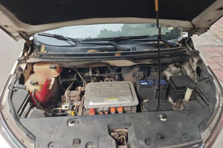 Used BYD Yuan New Energy 2018 EV360 Smart Connect Cool Edition Engine Bay
