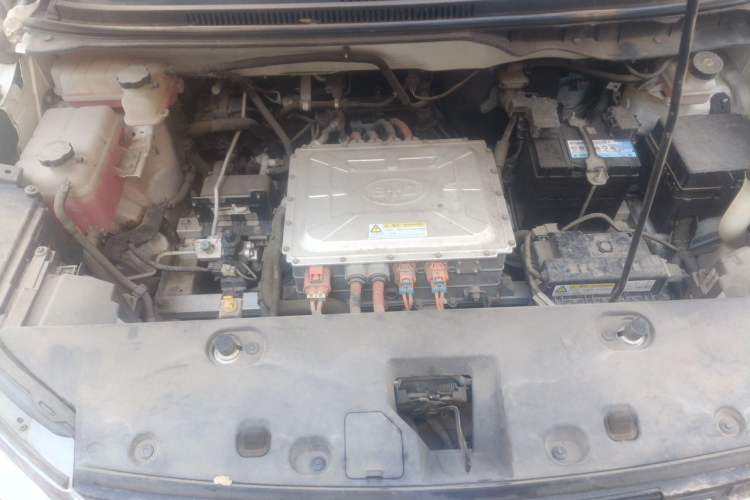 Used BYD Yuan New Energy 2018 EV360 Smart Connect Cool Edition Engine Bay