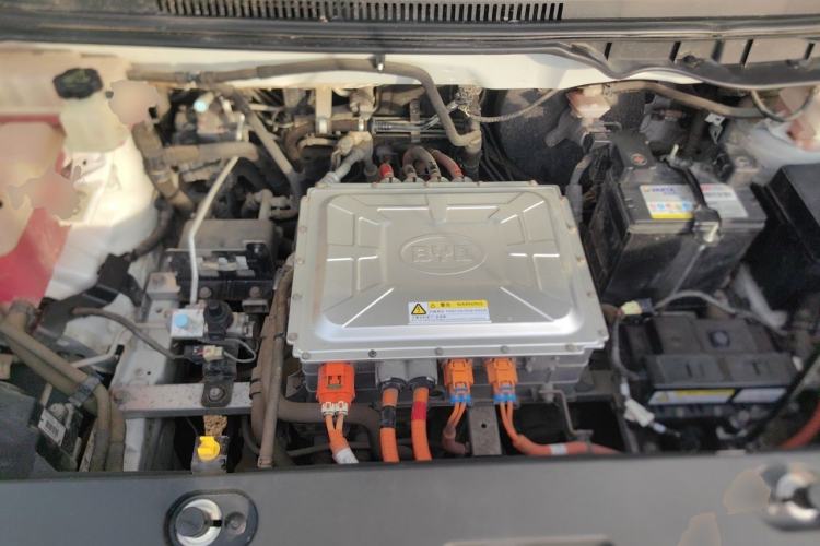 Used BYD Yuan New Energy 2018 EV360 Smart Connect Cool Edition Engine Bay