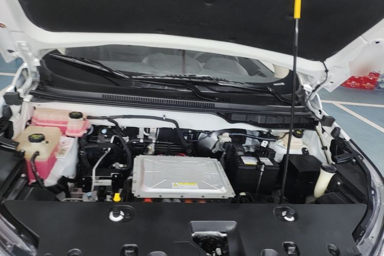 Used BYD Yuan New Energy 2018 EV360 Smart Connect Cool Edition Engine Bay