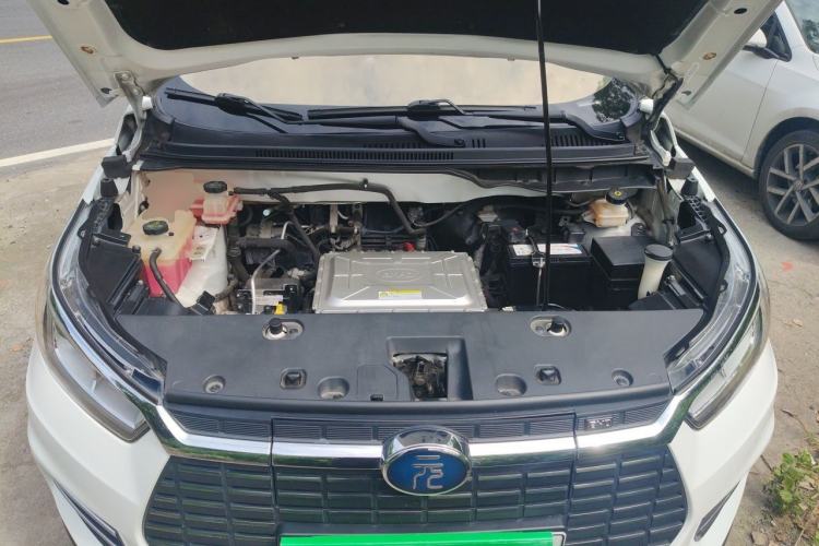 Used BYD Yuan New Energy 2018 EV360 Smart Connect Cool Edition Engine Bay