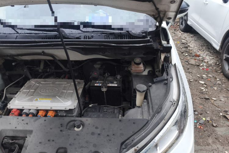 Used BYD Yuan New Energy 2018 EV360 Smart Connect Cool Edition Engine Bay Left