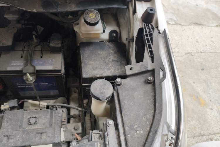 Used BYD Yuan New Energy 2018 EV360 Smart Connect Cool Edition Engine Bay Left