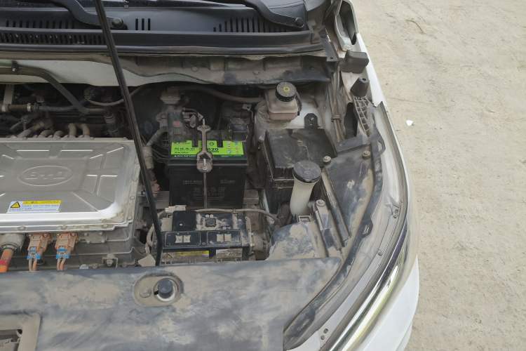 Used BYD Yuan New Energy 2018 EV360 Smart Connect Cool Edition Engine Bay Left
