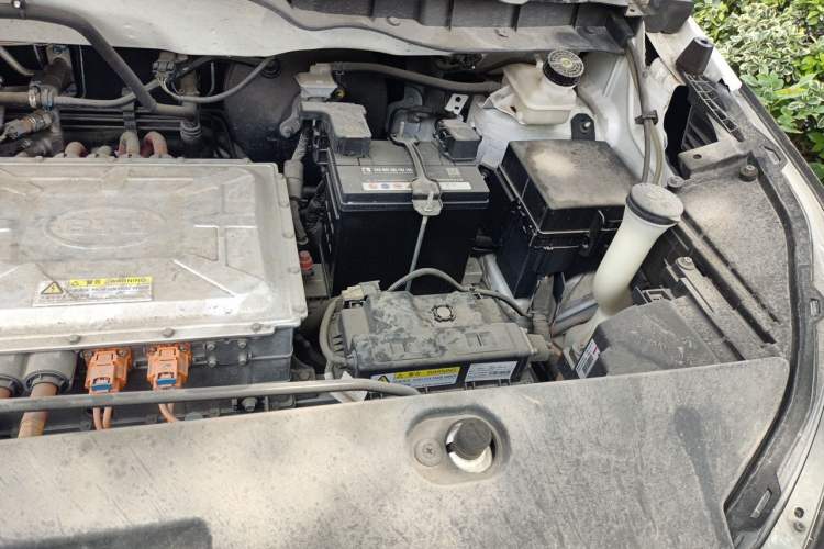 Used BYD Yuan New Energy 2018 EV360 Smart Connect Cool Edition Engine Bay Left