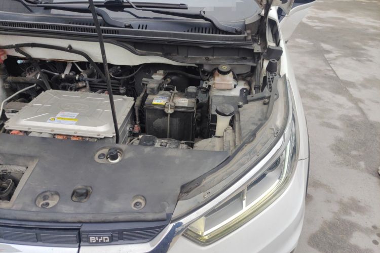 Used BYD Yuan New Energy 2018 EV360 Smart Connect Cool Edition Engine Bay Left