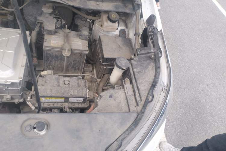 Used BYD Yuan New Energy 2018 EV360 Smart Connect Cool Edition Engine Bay Left