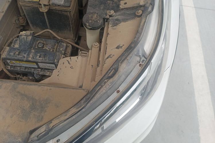 Used BYD Yuan New Energy 2018 EV360 Smart Connect Cool Edition Engine Bay Left