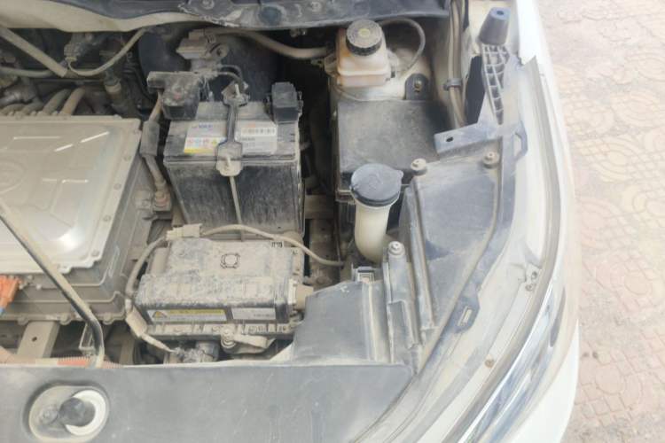 Used BYD Yuan New Energy 2018 EV360 Smart Connect Cool Edition Engine Bay Left