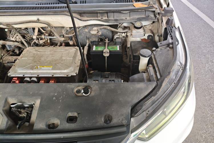 Used BYD Yuan New Energy 2018 EV360 Smart Connect Cool Edition Engine Bay Left