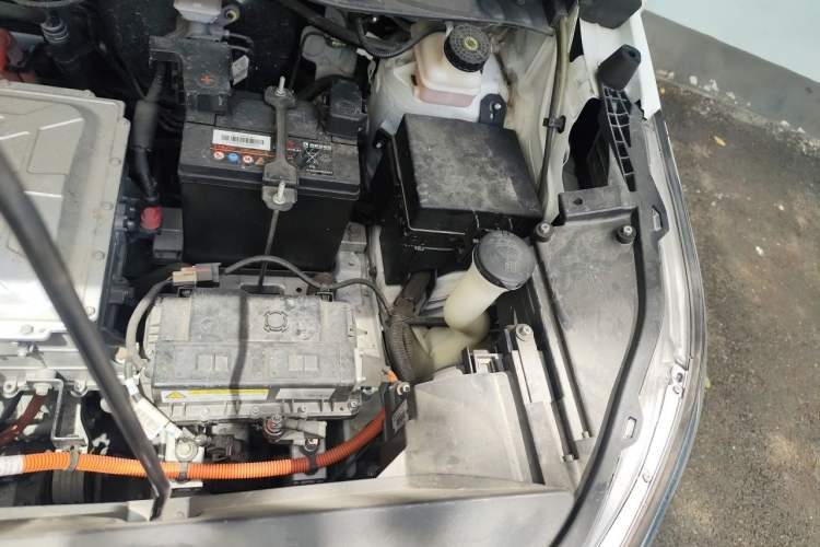 Used BYD Yuan New Energy 2018 EV360 Smart Connect Cool Edition Engine Bay Left