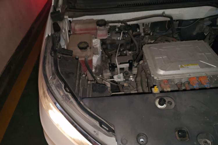 Used BYD Yuan New Energy 2018 EV360 Smart Connect Cool Edition Engine Bay Right