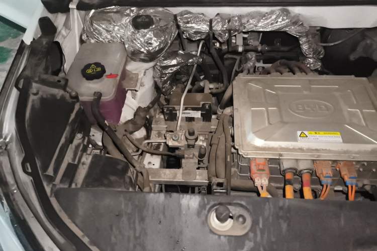 Used BYD Yuan New Energy 2018 EV360 Smart Connect Cool Edition Engine Bay Right