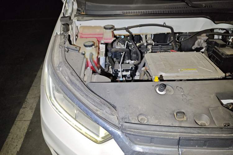 Used BYD Yuan New Energy 2018 EV360 Smart Connect Cool Edition Engine Bay Right
