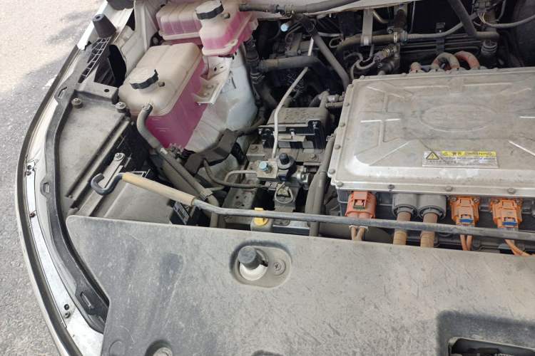 Used BYD Yuan New Energy 2018 EV360 Smart Connect Cool Edition Engine Bay Right