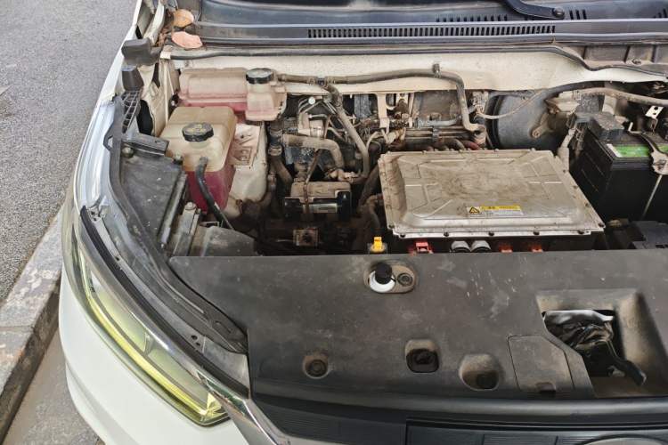 Used BYD Yuan New Energy 2018 EV360 Smart Connect Cool Edition Engine Bay Right