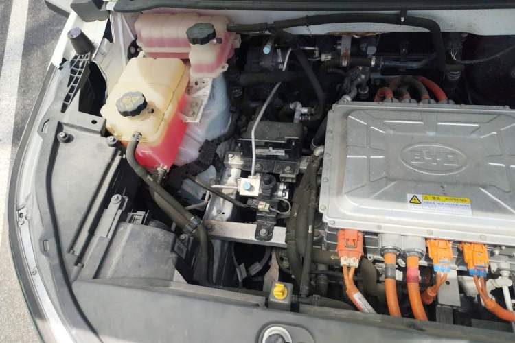 Used BYD Yuan New Energy 2018 EV360 Smart Connect Cool Edition Engine Bay Right