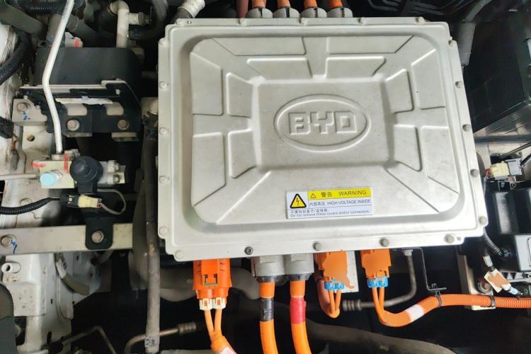 Used BYD Yuan New Energy 2018 EV360 Smart Connect Cool Edition Engine Bay