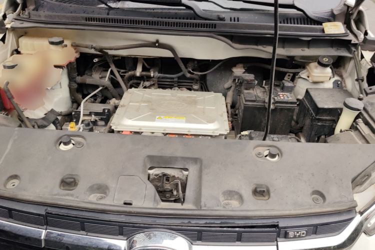 Used BYD Yuan New Energy 2018 EV360 Smart Connect Cool Edition Engine Bay