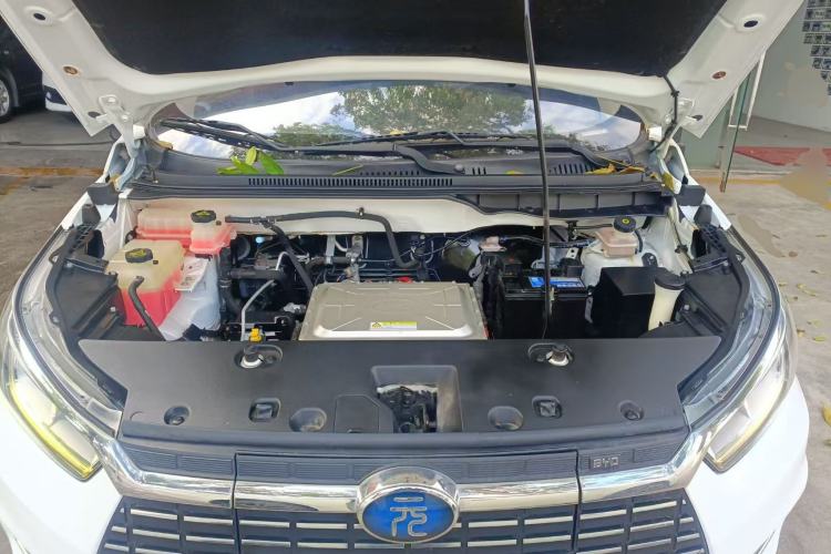 Used BYD Yuan New Energy 2018 EV360 Smart Connect Cool Edition Engine Bay