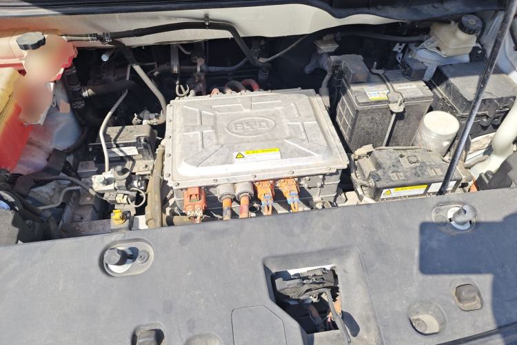 Used BYD Yuan New Energy 2018 EV360 Smart Connect Cool Edition Engine Bay
