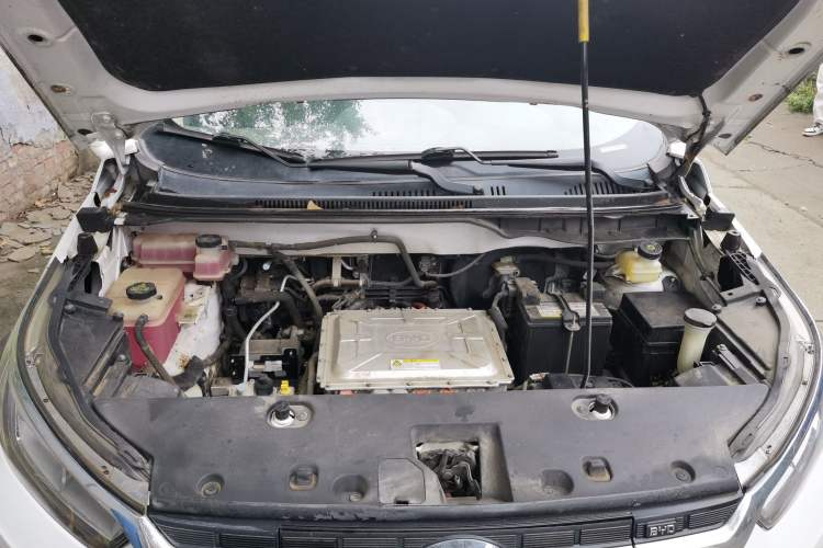 Used BYD Yuan New Energy 2018 EV360 Smart Connect Cool Edition Engine Bay