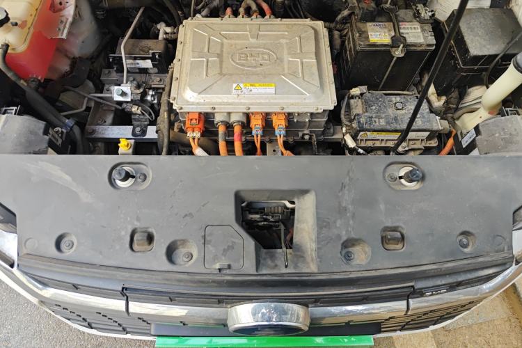 Used BYD Yuan New Energy 2018 EV360 Smart Connect Cool Edition Engine Bay