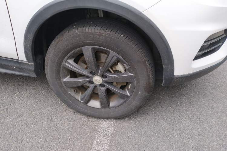 Used BYD Yuan New Energy 2018 EV360 Smart Connect Cool Edition Exterior 1