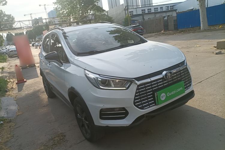 Used BYD Yuan New Energy 2018 EV360 Smart Connect Cool Edition Exterior 1