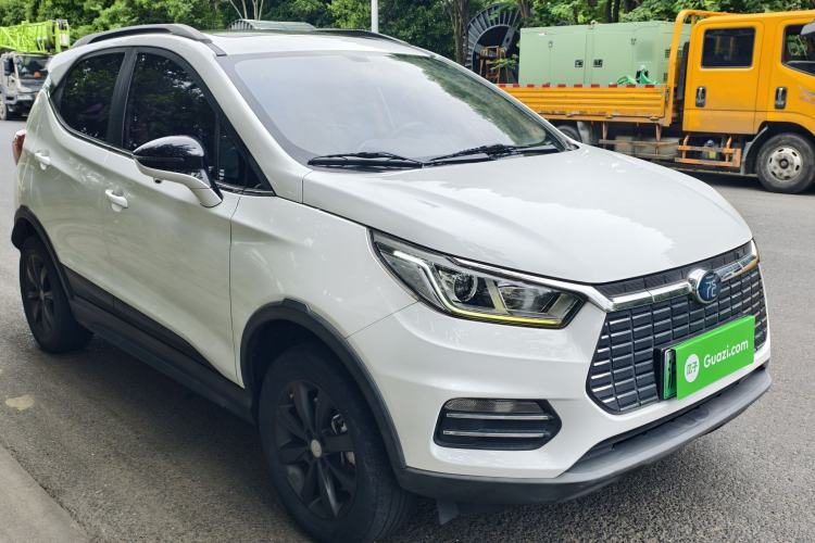 Used BYD Yuan New Energy 2018 EV360 Smart Connect Cool Edition Exterior 2