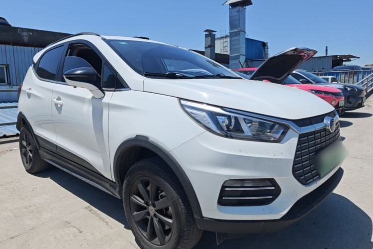 Used BYD Yuan New Energy 2018 EV360 Smart Connect Cool Edition Exterior 2