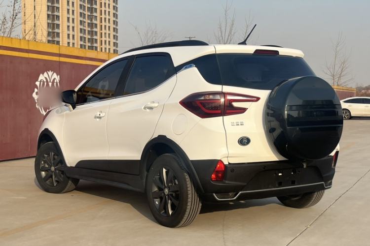 Used BYD Yuan New Energy 2018 EV360 Smart Connect Cool Edition Exterior 2