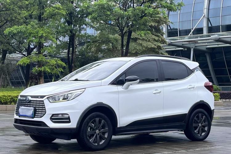 Used BYD Yuan New Energy 2018 EV360 Smart Connect Cool Edition Exterior 2