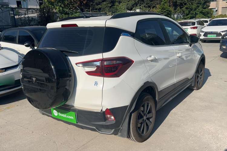 Used BYD Yuan New Energy 2018 EV360 Smart Connect Cool Edition Exterior 3