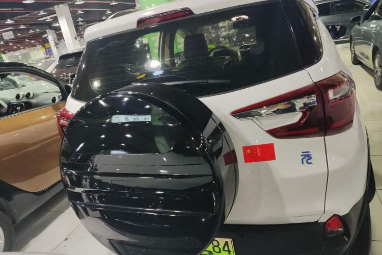 Used BYD Yuan New Energy 2018 EV360 Smart Connect Cool Edition Exterior 4