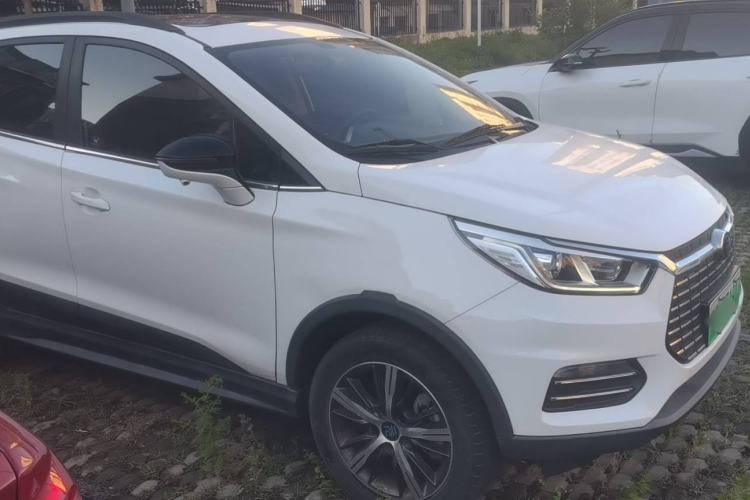 Used BYD Yuan New Energy 2018 EV360 Smart Connected Cool Model Exterior 4